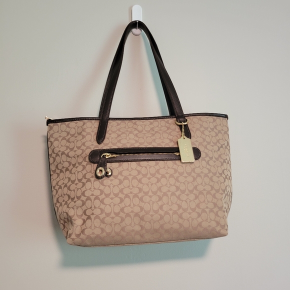 NEW Coach Taylor Tan Signature Tote Bag - Picture 1 of 8